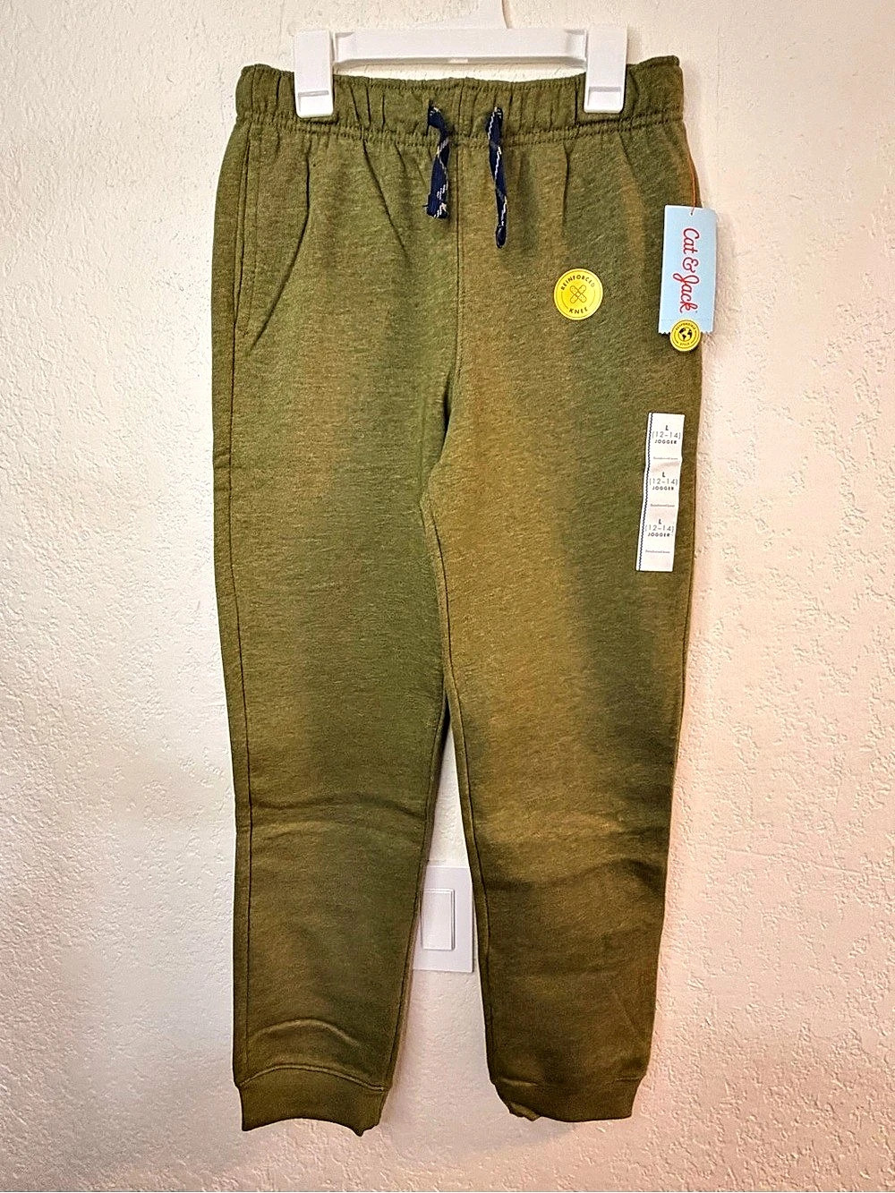 Cat & Jack Boys' Relaxed Fit Pull-On Fleece Jogger Sweatpants Green 12/14